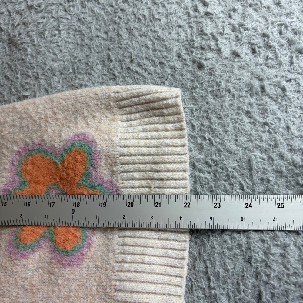 American Eagle Floral Intarsia Crewneck Sweater Oatmeal Orange Small - Picture 7 of 9